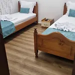 пиргос 招待所