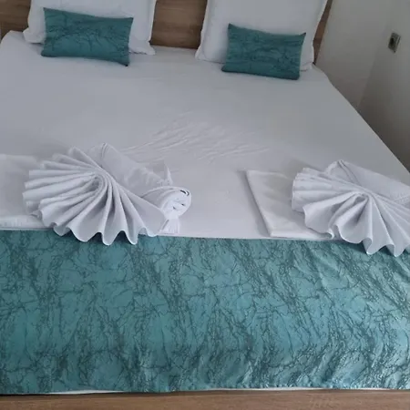 пиргос 3* Burgaz