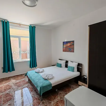пиргос Guest house